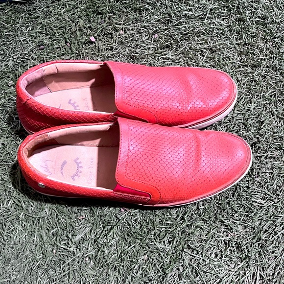 Velez - All leather Colombian Designer shoes - Picture 2 of 4